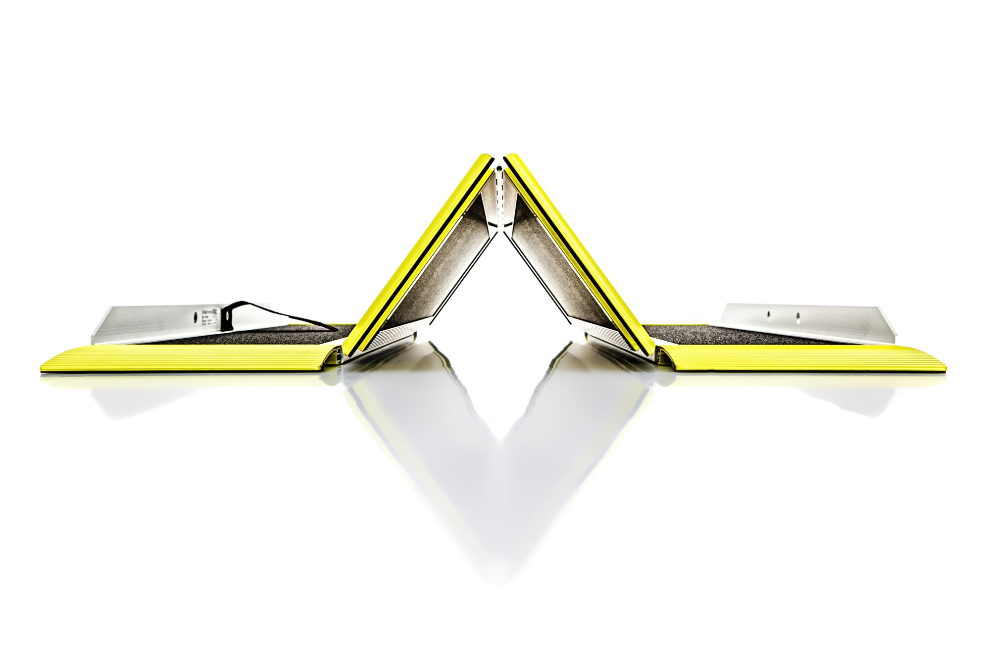 Faltrampe_FBT_25876aa01b7cd4 Rampe TriFold 21 Faltrampe TSI PRM R107